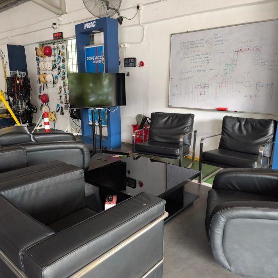 WhatsApp Image 2024-11-21 at 10.53.19 AM (1)